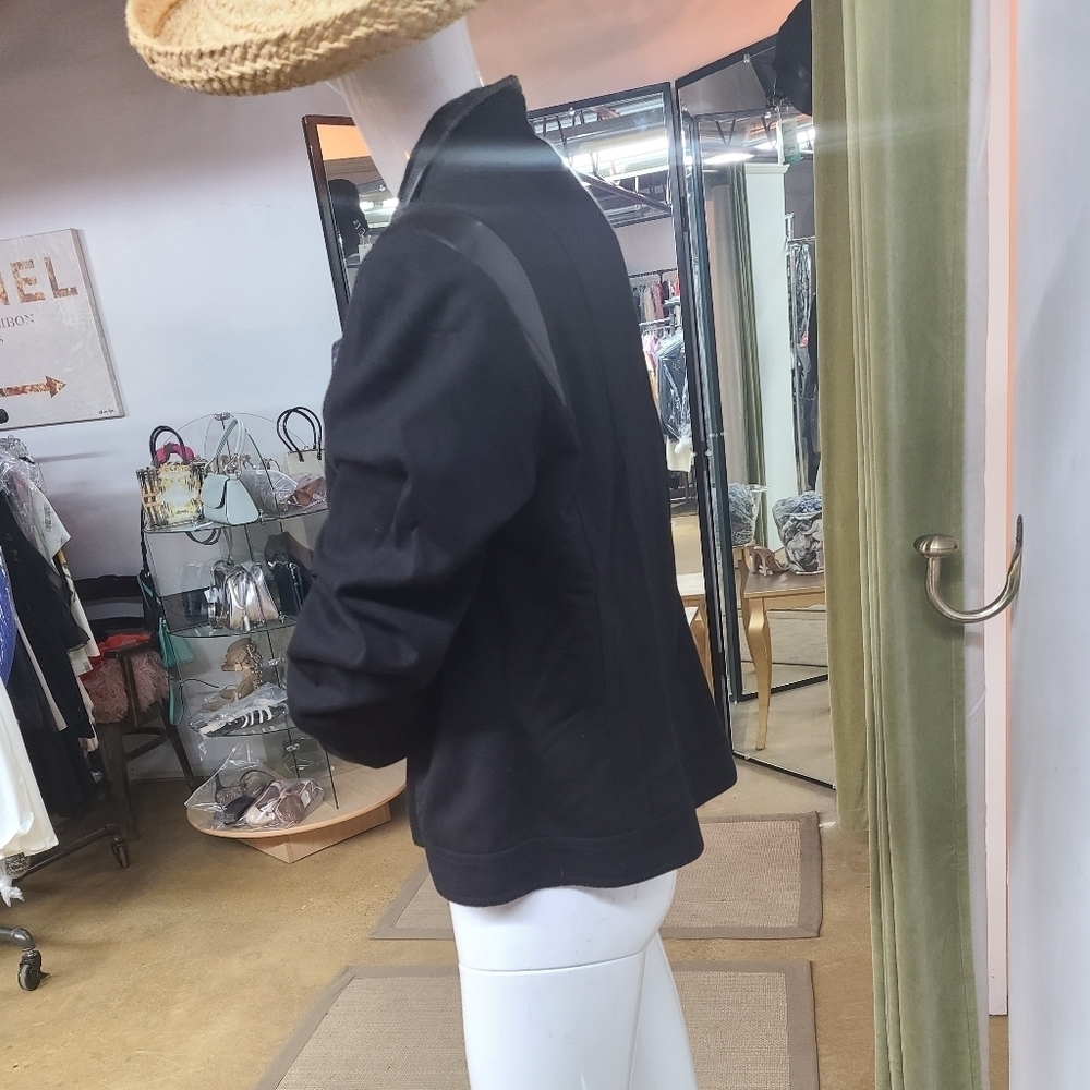 Dalia Collection Zip Jacket - Picture 10 of 13